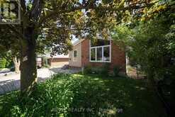 17 FLYNN AVENUE | Cambridge Ontario | Slide Image Four