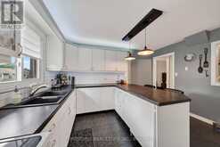 9 - 25 DEER RUN CRESCENT | Bradford West Gwillimbury Ontario | Slide Image Eleven
