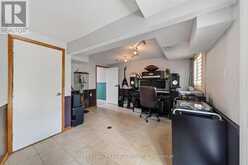 9 - 25 DEER RUN CRESCENT | Bradford West Gwillimbury Ontario | Slide Image Twenty-three