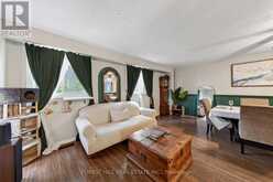 9 - 25 DEER RUN CRESCENT | Bradford West Gwillimbury Ontario | Slide Image Five