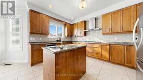64 ALPINE CRESCENT | Richmond Hill Ontario | Slide Image Nineteen