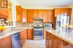 171 BUICK BOULEVARD | Brampton Ontario | Slide Image Eleven
