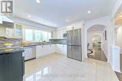 2101 PARKWAY DRIVE | Burlington Ontario | Slide Image Twenty-one