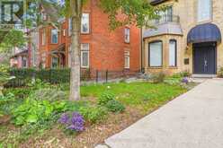 10 EARL STREET | Toronto Ontario | Slide Image Two