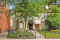 10 EARL STREET | Toronto Ontario | Slide Image Fifty