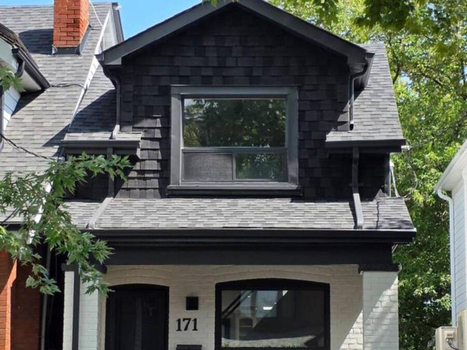 171 LANGFORD AVENUE, Toronto, Ontario M4J 3E7