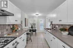 821 JOE PERSECHINI DRIVE | Newmarket Ontario | Slide Image Eleven