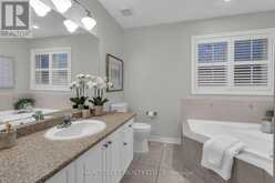 821 JOE PERSECHINI DRIVE | Newmarket Ontario | Slide Image Seventeen