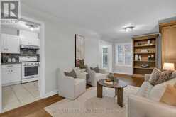 821 JOE PERSECHINI DRIVE | Newmarket Ontario | Slide Image Seven