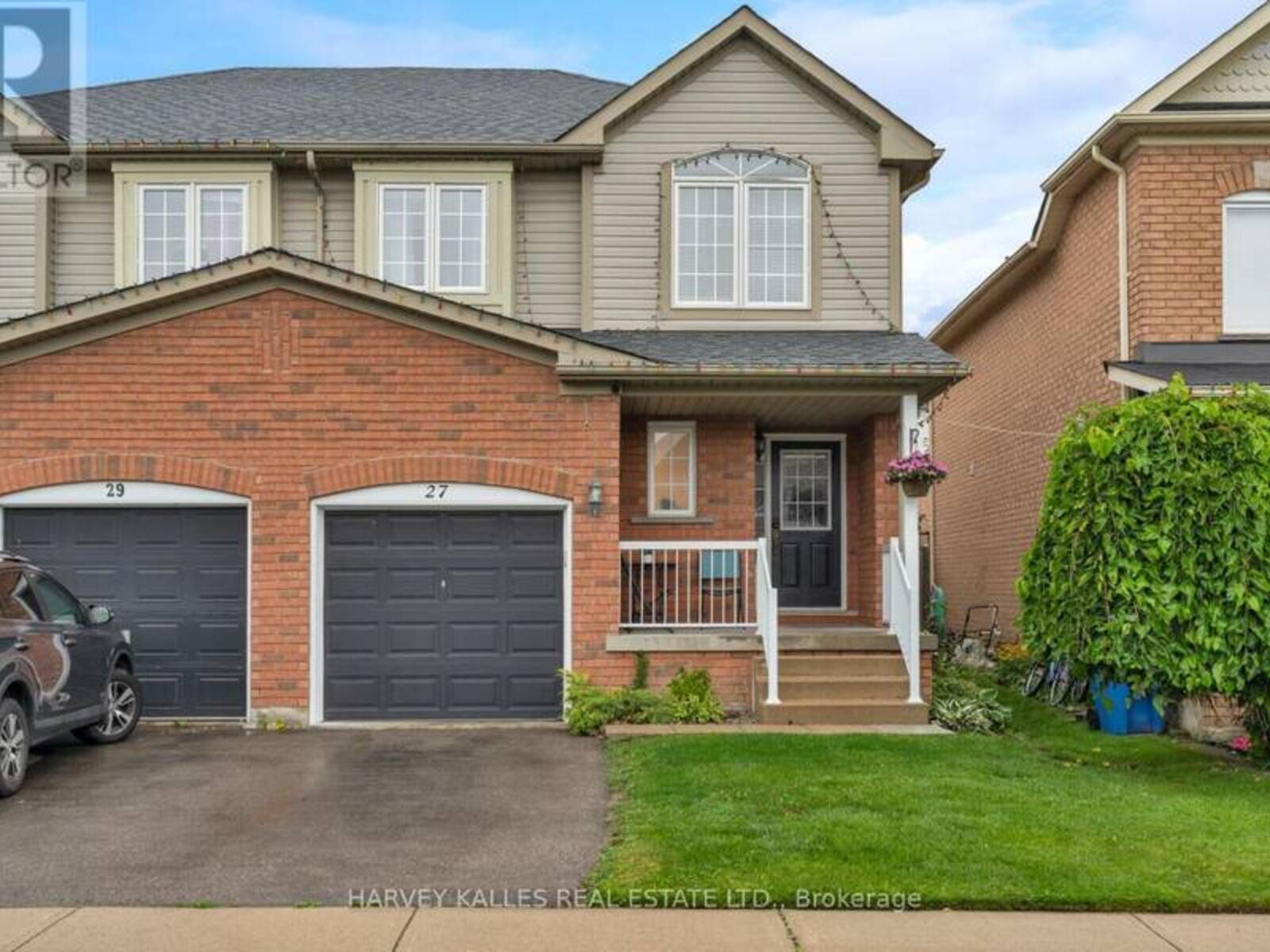 27 HIRST AVENUE, Georgina, Ontario L4P 4E6