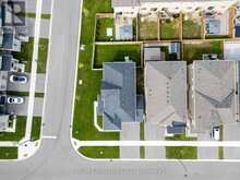 9 SEEDLING CRESCENT | Whitchurch-Stouffville Ontario | Slide Image Thirty-two