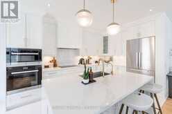 9 SEEDLING CRESCENT | Whitchurch-Stouffville Ontario | Slide Image Eight