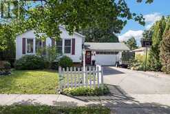 32 CHELVIN DRIVE | Halton Hills Ontario | Slide Image Two