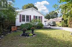 32 CHELVIN DRIVE | Halton Hills Ontario | Slide Image Three