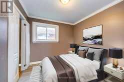 8 MIDHURST DRIVE | Toronto Ontario | Slide Image Nine