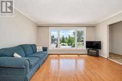 50 ROSKELL CRESCENT | Toronto Ontario | Slide Image Three
