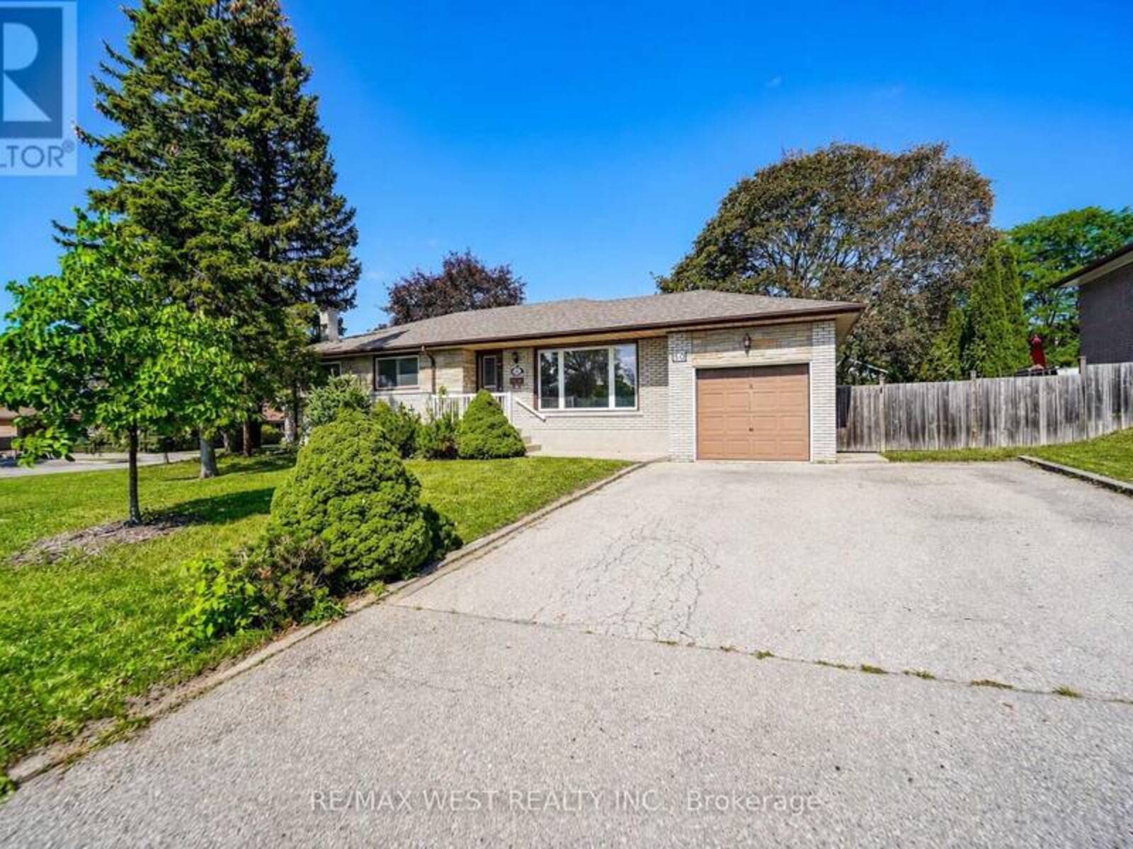 50 ROSKELL CRESCENT, Toronto, Ontario M3J 1E1