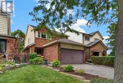 6 ROWE COURT | Brampton Ontario | Slide Image Four
