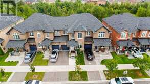 71 RIVERWALK DRIVE | Hamilton Ontario | Slide Image Four