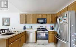 13 - 9 WENTWORTH DRIVE | Grimsby Ontario | Slide Image Eleven