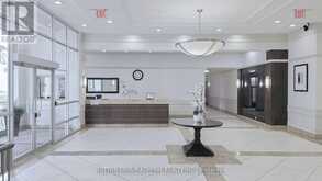 811 - 20 NORTH PARK ROAD | Vaughan Ontario | Slide Image Four