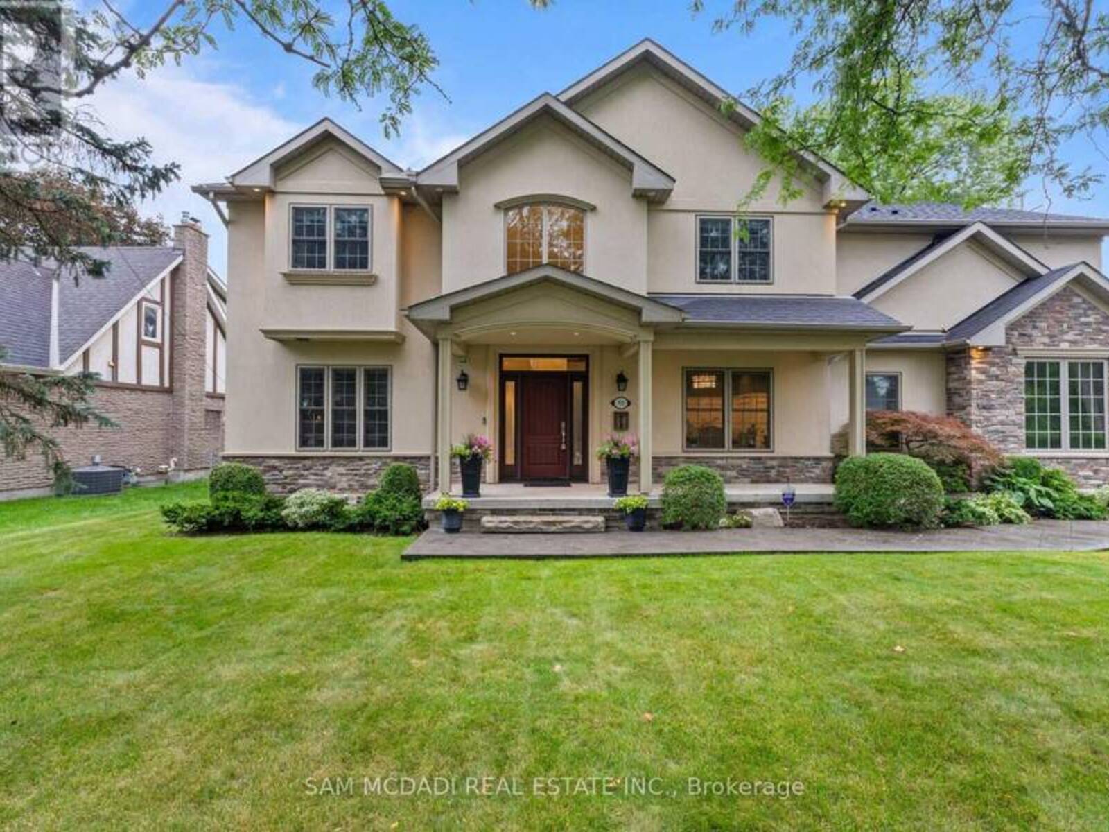 955 CALDWELL AVENUE, Mississauga, Ontario L5H 1Z2