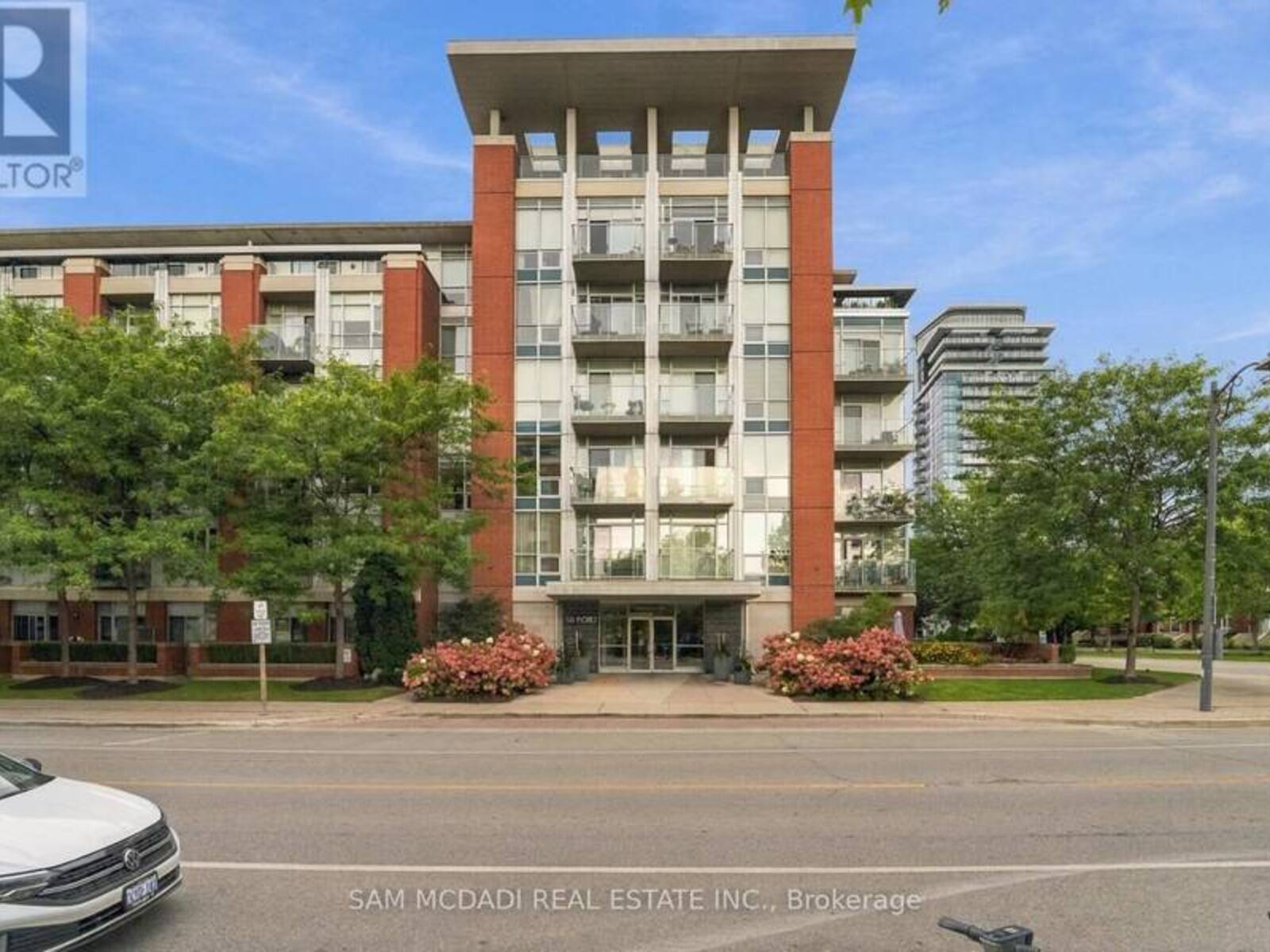 107 - 80 PORT STREET E, Mississauga, Ontario L5G 4V6