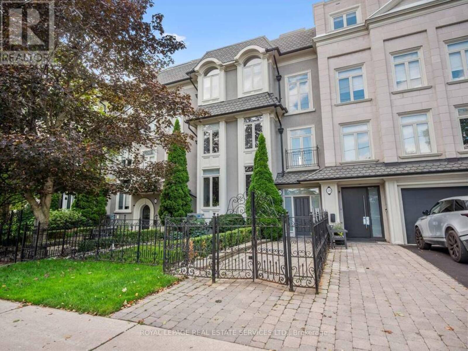 4 - 276 SPADINA ROAD, Toronto, Ontario M5R 2V4