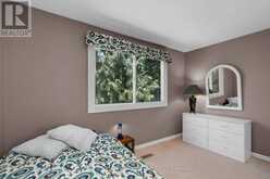 6 OREN BOULEVARD | Barrie Ontario | Slide Image Thirteen