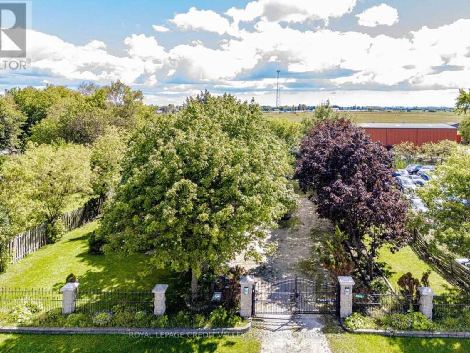 5945 KING STREET, Caledon, Ontario L7C 0V1