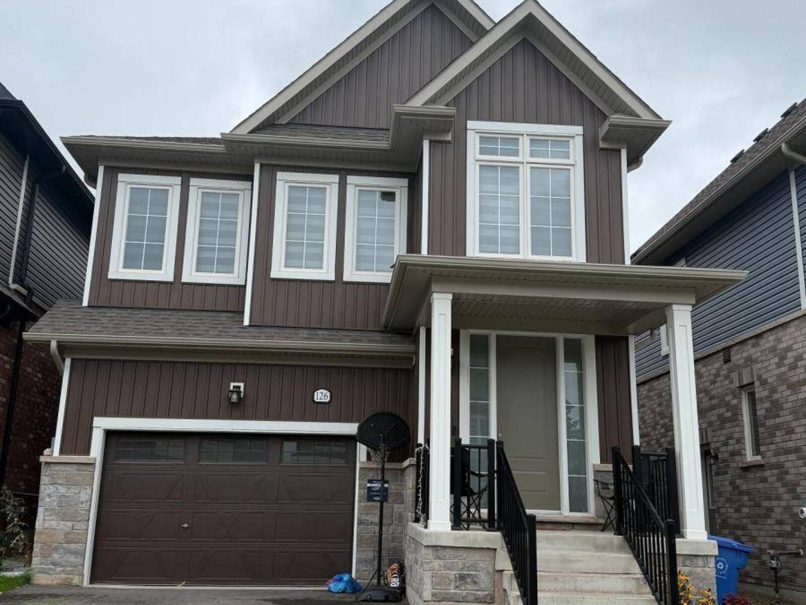 126 MOLOZZI STREET, Erin, Ontario N0B 1T0