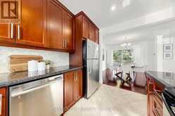 19 RIVERVIEW HEIGHTS | Toronto Ontario | Slide Image Ten