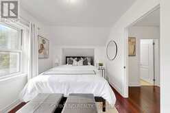 19 RIVERVIEW HEIGHTS | Toronto Ontario | Slide Image Nineteen