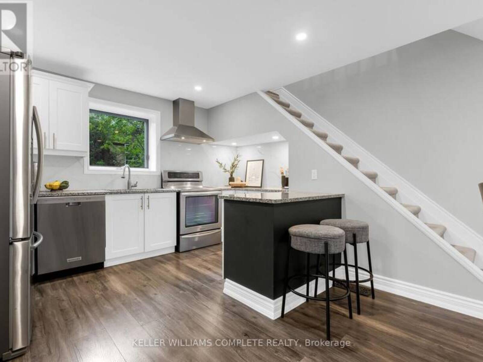 175 WELLINGTON STREET, Brantford, Ontario N3S 3Z1