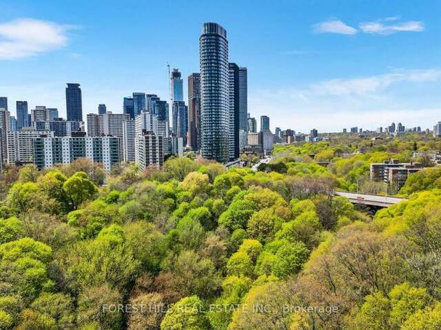 503 - 575 BLOOR STREET E Toronto Ontario, M4W 0B2 - 3 Bedrooms Condo For Sale