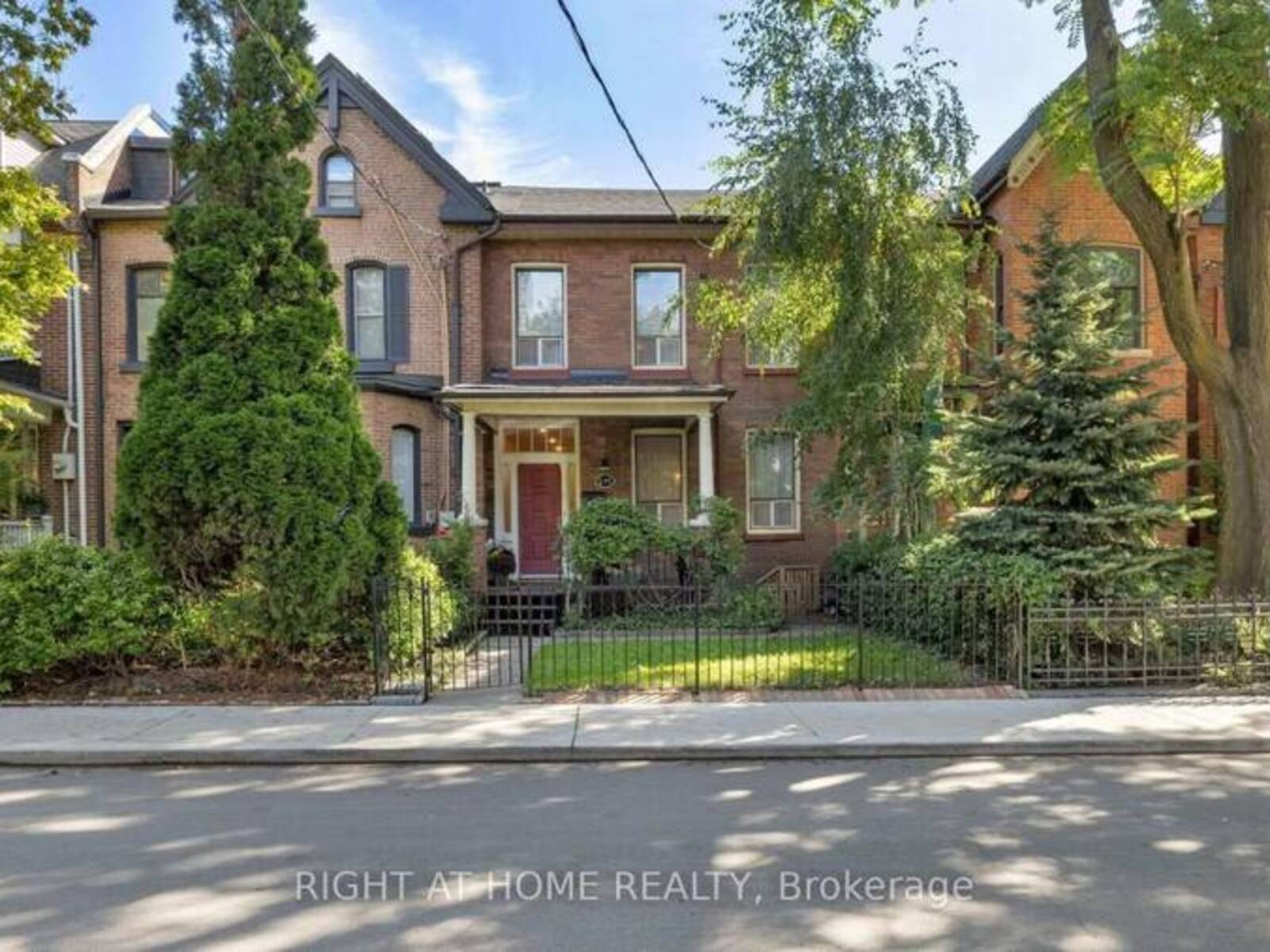 239 SEATON STREET, Toronto, Ontario M5A 2T5