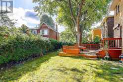 47 APRIL GARDENS | Aurora Ontario | Slide Image Forty-three