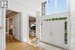 193 SHERWOOD PLACE | Newmarket Ontario | Slide Image Four