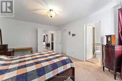 250 FERNDALE DRIVE S | Barrie Ontario | Slide Image Eighteen
