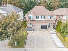 250 FERNDALE DRIVE S | Barrie Ontario | Slide Image Three