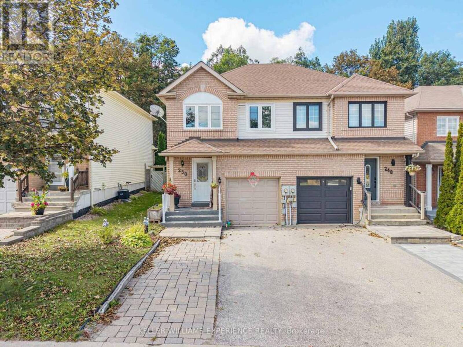 250 FERNDALE DRIVE S, Barrie, Ontario L4N 8J9