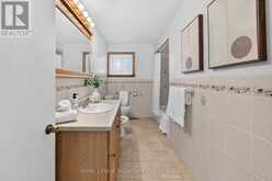 61 COMAY ROAD | Toronto Ontario | Slide Image Eighteen