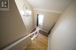 32 ELMWOOD AVENUE | Brantford Ontario | Slide Image Sixteen