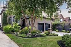 55 CHIANTI CRESCENT | Hamilton Ontario | Slide Image Two