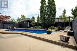 55 CHIANTI CRESCENT | Hamilton Ontario | Slide Image Thirty-four