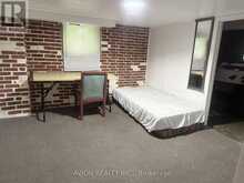 412 PARTINGTON AVENUE | Windsor Ontario | Slide Image Thirteen