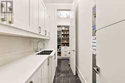 126 SANDRINGHAM DRIVE | Toronto Ontario | Slide Image Seventeen