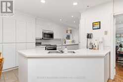 52 PARK HILL ROAD | Toronto Ontario | Slide Image Eight