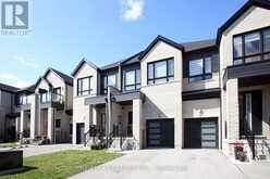 18 LANDOLFI WAY | Bradford West Gwillimbury Ontario | Slide Image Two