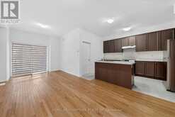39 DELANO WAY | Newmarket Ontario | Slide Image Eleven